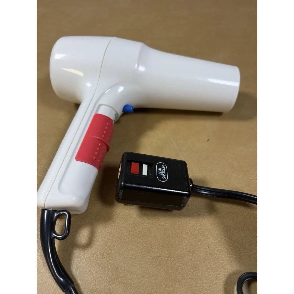 Vidal Sassoon 1600W Travel Hair Dryer Dual Heat Compact Tested Working White-249